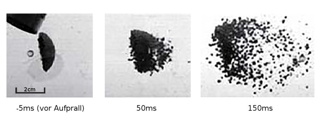 Ein Projektil kollidiert mit Staub